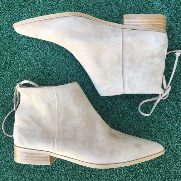 Splendid Shoes - NWT Splendid Niva Bootie Suede Wood 8